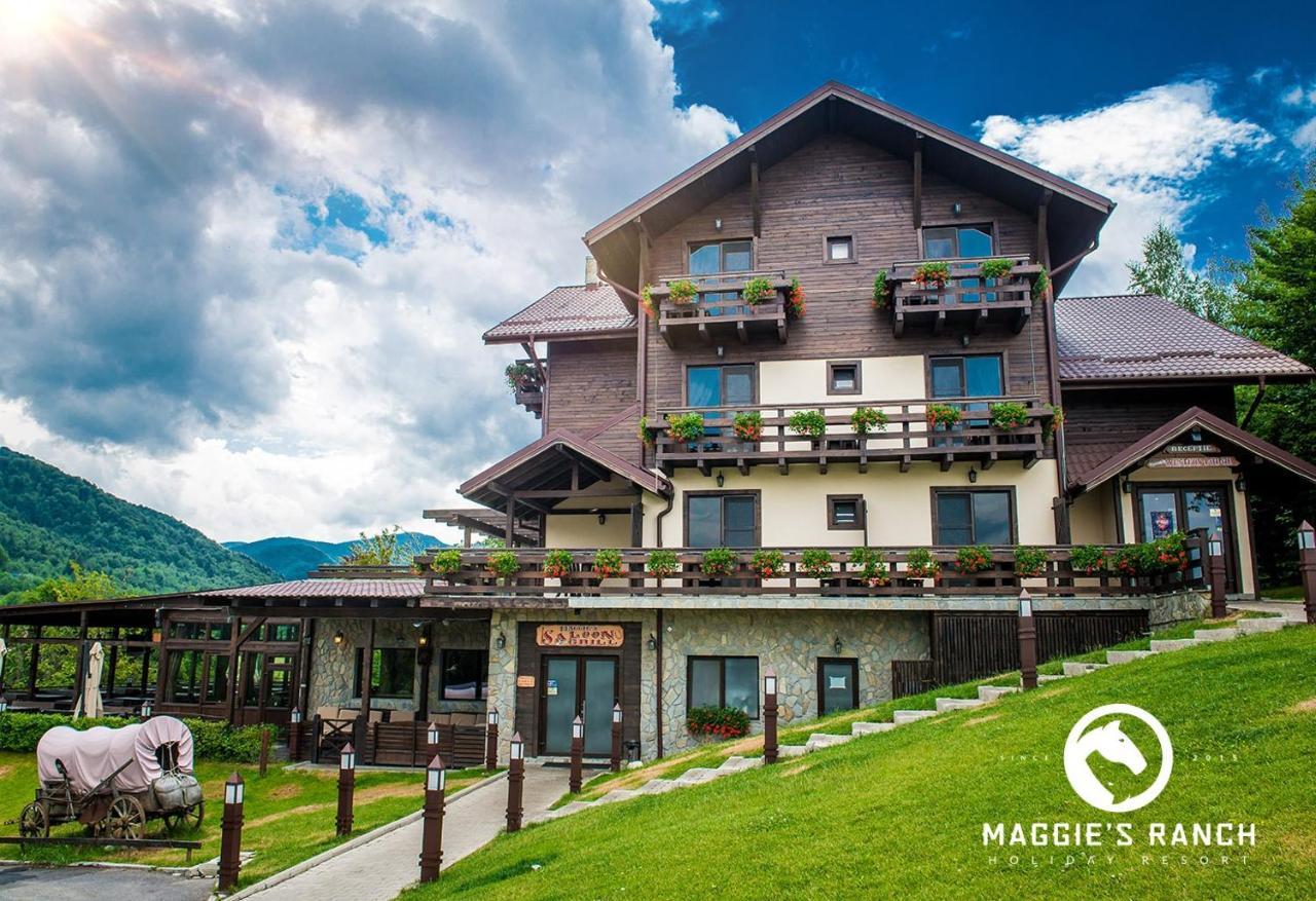 Maggie'S Ranch 호텔 Rîşnov 외부 사진